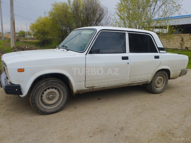 LADA (VAZ) 2107 2008, 80,000 km - 1.6 l - Sabirabad