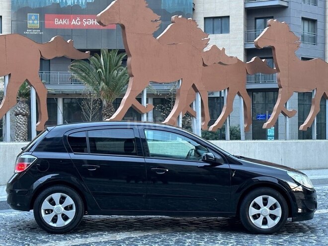 Opel Astra 2008, 250,000 km - 1.4 l - Bakı