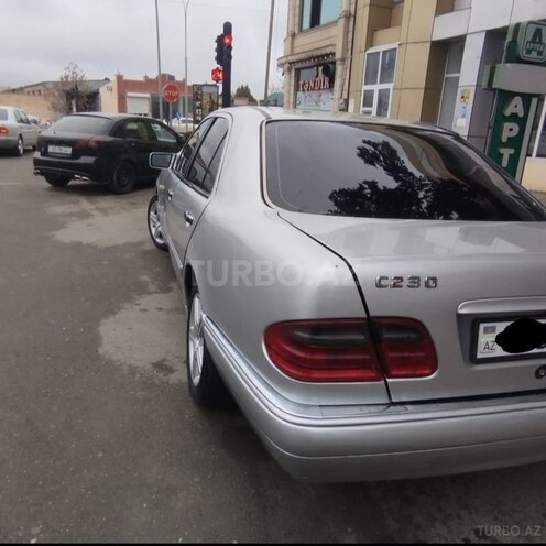 Mercedes E 230 1996, 490,439 km - 2.3 l - Gəncə