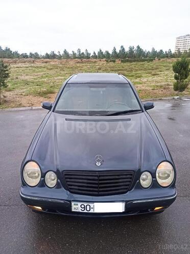 Mercedes E 270 2001, 422,400 km - 2.7 l - Bakı
