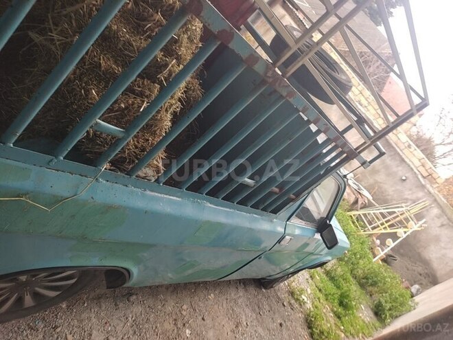 GAZ 24-10 1989, 88,000 km - 2.4 l - Göygöl