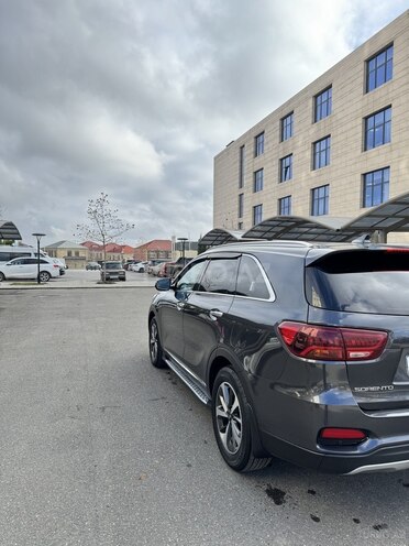 Kia Sorento 2018, 190,000 km - 2.0 l - Quba