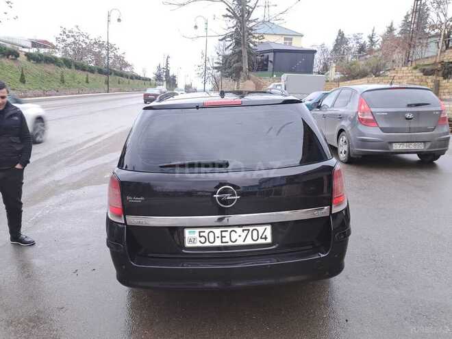 Opel Astra 2005, 220,000 km - 1.3 l - Quba