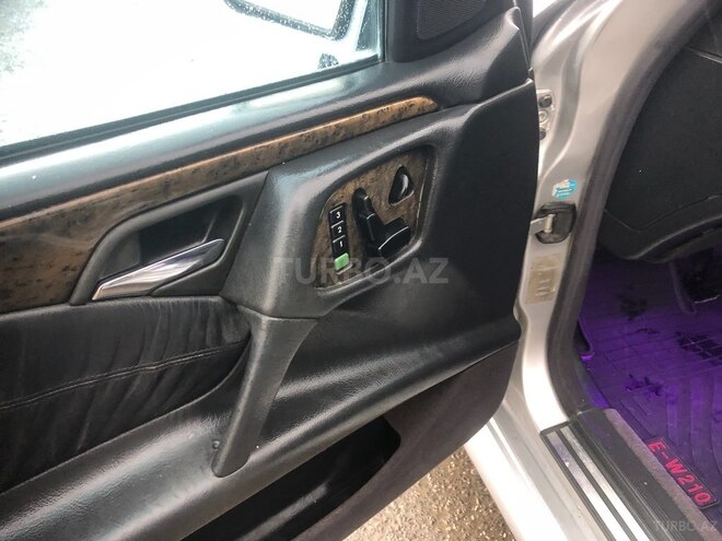 Mercedes E 280 1998, 501,000 km - 2.8 l - Bakı