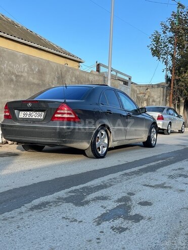 Mercedes C 200 2001, 350,000 km - 2.0 l - Bakı