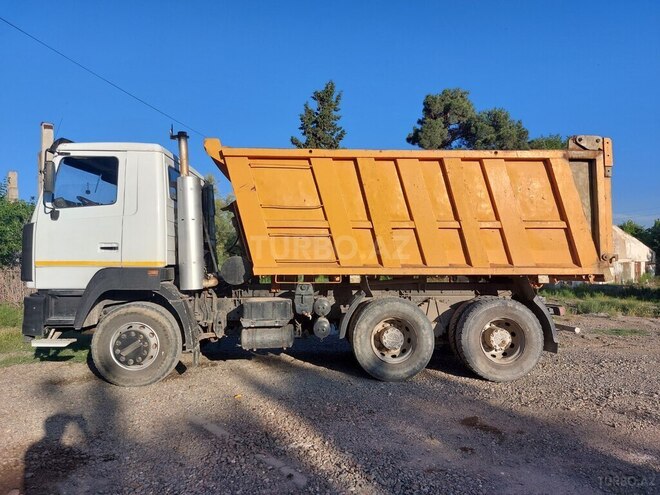MAZ 650108 2011, 456,220 km - 11.0 l - Mingəçevir