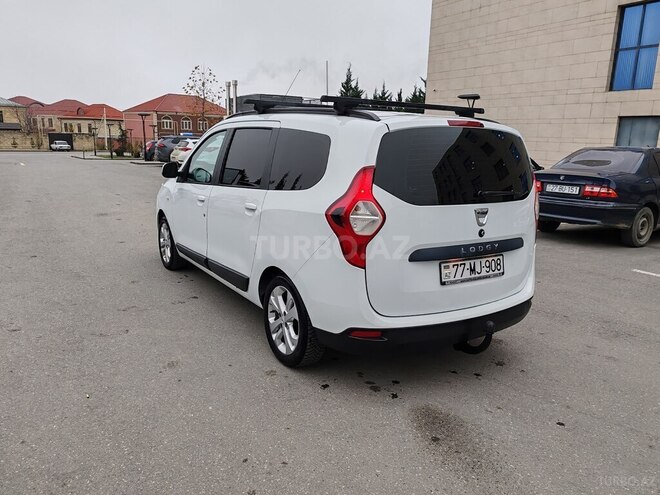 Dacia Lodgy 2016, 200,765 km - 1.5 л - Quba