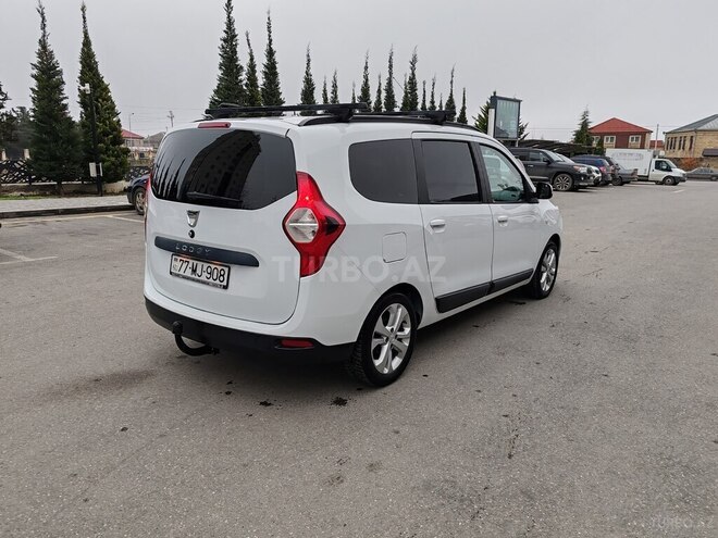 Dacia Lodgy 2016, 200,765 km - 1.5 л - Quba