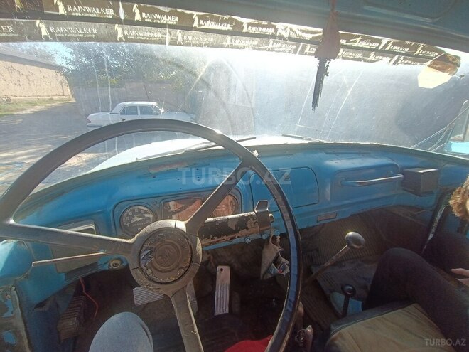 ZIL 130 1991, 250,000 km - 6.0 l - Naxçıvan