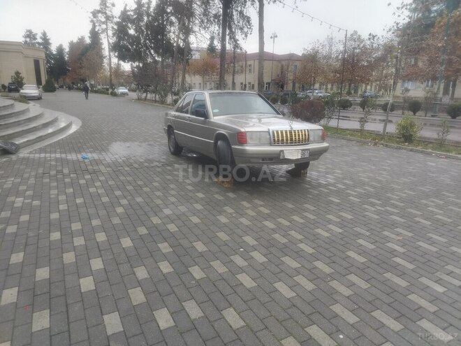 Mercedes 190 1990, 245,666 km - 2.0 л - İmişli