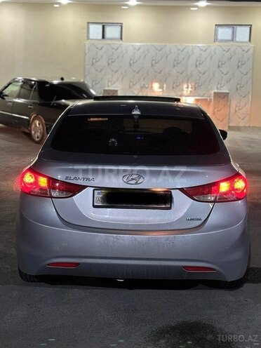 Hyundai Elantra 2013, 120,000 km - 1.8 л - Bərdə