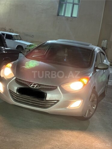 Hyundai Elantra 2013, 120,000 km - 1.8 л - Bərdə
