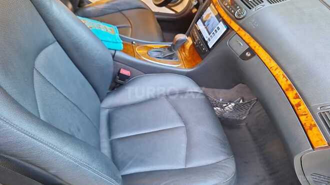 Mercedes E 240 2003, 267,000 km - 2.4 l - Gəncə