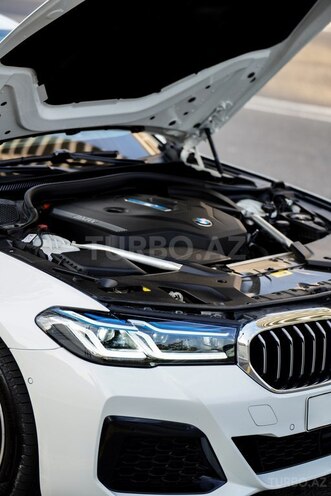 BMW 530e 2023, 43,000 km - 2.0 l - Bakı