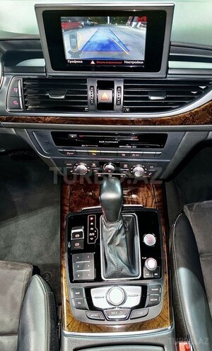 Audi A6-32