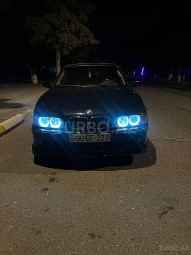 BMW 525 1998, 605,000 km - 2.5 l - Sumqayıt
