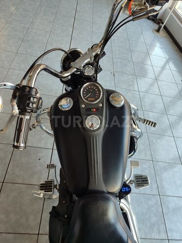 Harley-Davidson FXDB Dyna StreetBob-4