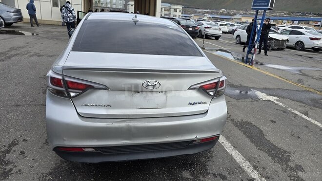 Hyundai Sonata 2015, 204,387 km - 2.0 л - Bakı
