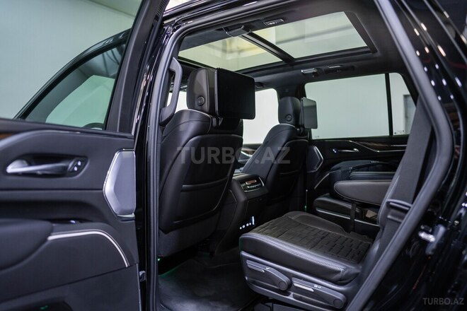 Cadillac Escalade 2023, 2,900 km - 3.0 l - Bakı