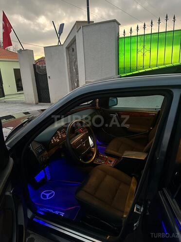Mercedes C 200 1999, 345,000 km - 2.0 l - Qəbələ