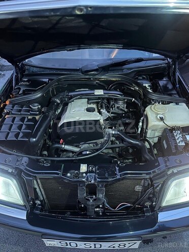 Mercedes C 200 1999, 345,000 km - 2.0 l - Qəbələ