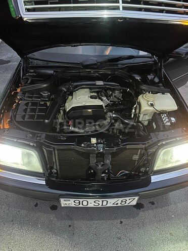 Mercedes C 200 1999, 345,000 km - 2.0 l - Qəbələ