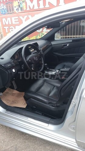 Mercedes E 250 2009, 308,300 km - 2.5 л - Bakı