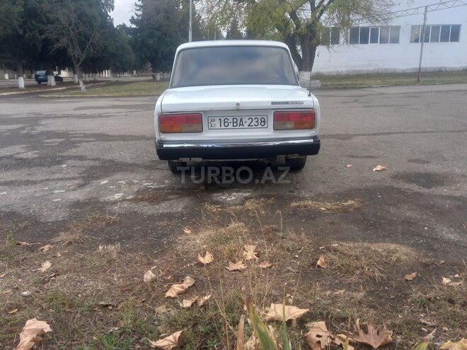 LADA (VAZ) 2107 1985, 24,677 km - 1.6 л - Qazax