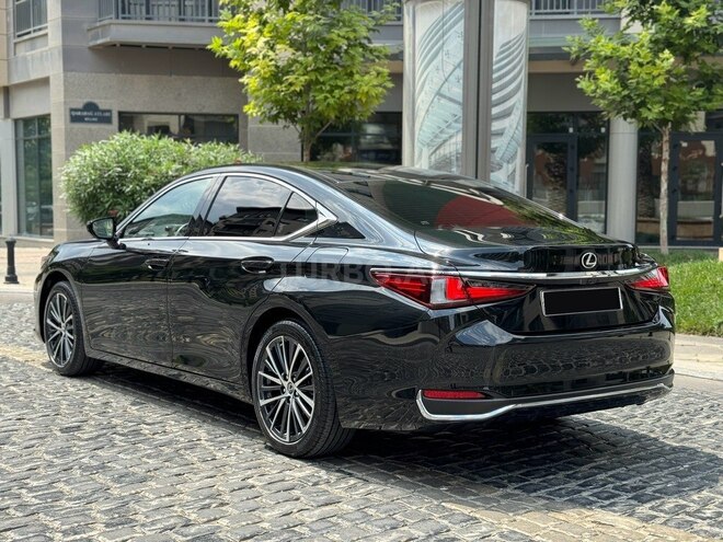 Lexus ES 200 2022, 25,000 km - 2.0 l - Bakı