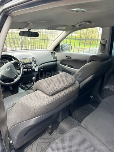 Hyundai i30 2009, 254,000 km - 1.4 l - Bakı