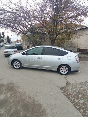 Toyota Prius 2009, 272,944 km - 1.5 л - Ucar