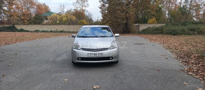 Toyota Prius 2009, 272,944 km - 1.5 л - Ucar
