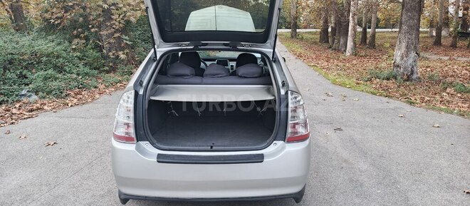 Toyota Prius 2009, 272,944 km - 1.5 л - Ucar