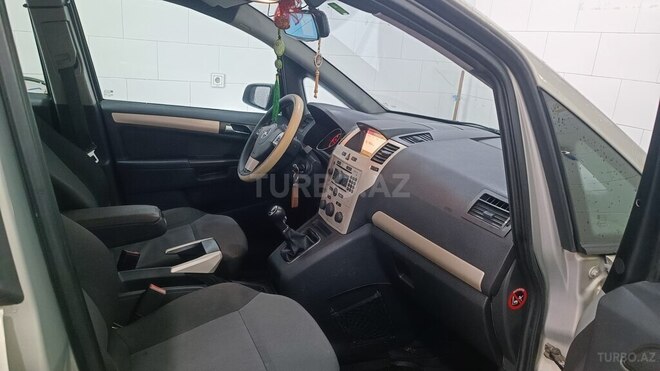 Opel Zafira 2008, 260,000 km - 1.7 l - Bakı