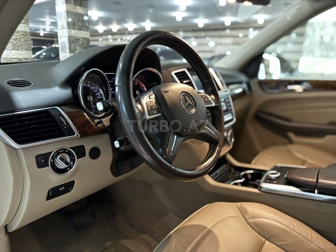 Mercedes ML 400 4MATIC 2013, 239,000 km - 3.0 l - Bakı
