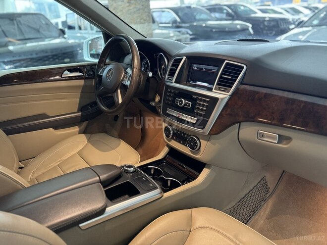 Mercedes ML 400 4MATIC 2013, 239,000 km - 3.0 l - Bakı