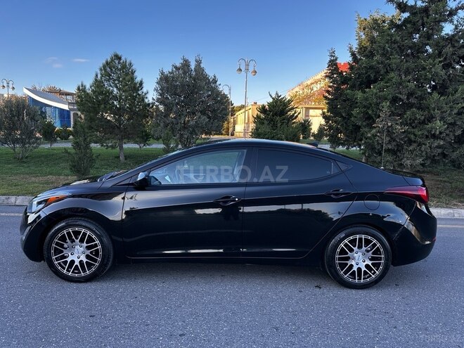Hyundai Elantra 2015, 122,800 km - 1.8 l - Bakı