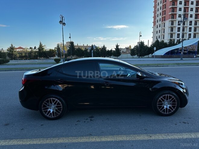 Hyundai Elantra 2015, 122,800 km - 1.8 l - Bakı