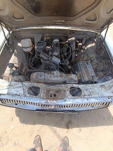 GAZ 24 1982, 300,000 km - 2.4 l - Qusar