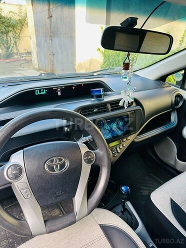 Toyota Prius C 2013, 304,166 km - 1.5 l - Bakı