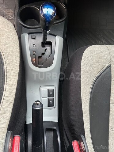 Toyota Prius C 2013, 304,166 km - 1.5 l - Bakı