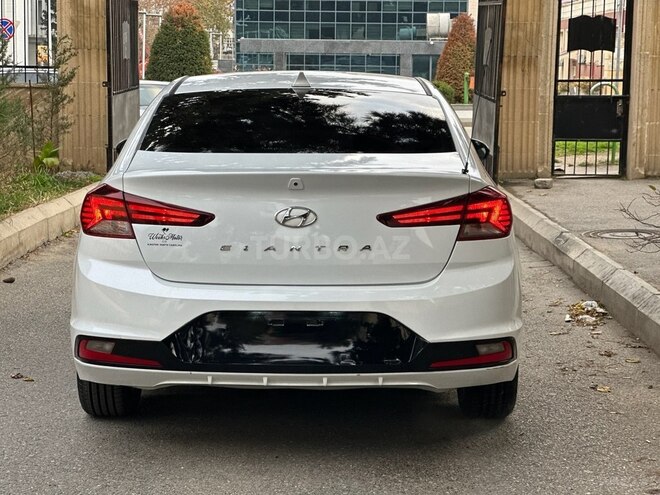Hyundai Elantra 2019, 52,000 km - 2.0 l - Bakı