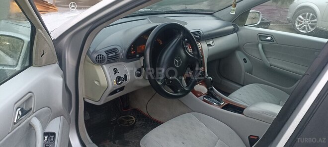 Mercedes C 200 2001, 286,357 km - 2.0 l - Bakı