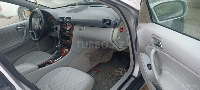 Mercedes C 200 2001, 286,357 km - 2.0 l - Bakı