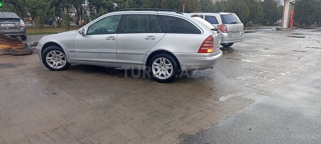Mercedes C 200 2001, 286,357 km - 2.0 l - Bakı