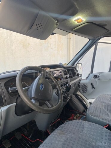 Ford Transit 2008, 305,528 km - 2.4 л - Ucar
