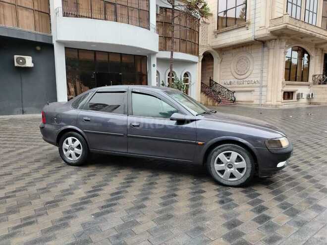 Opel Vectra 1997, 420,000 km - 2.0 l - Sumqayıt