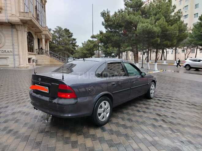 Opel Vectra 1997, 420,000 km - 2.0 l - Sumqayıt