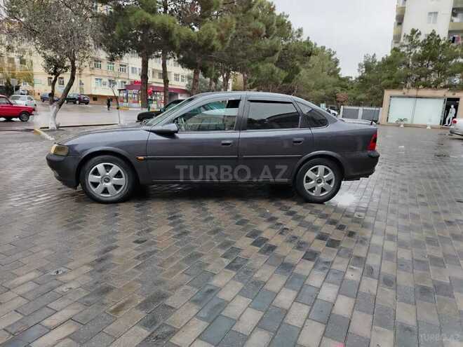 Opel Vectra 1997, 420,000 km - 2.0 l - Sumqayıt