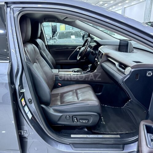 Lexus RX 300-12